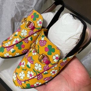 Gucci little girls Princeton slippers